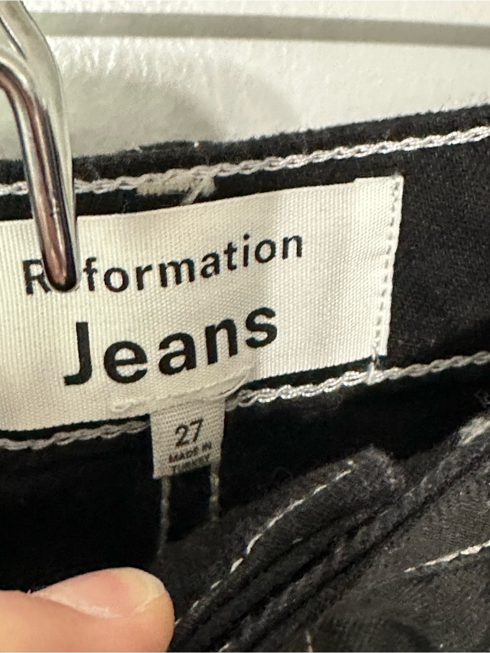 New Reformation Cynthia High‎ Rise Straight Long Jeans in Glossy Black Size 27 - Picture 3 of 8